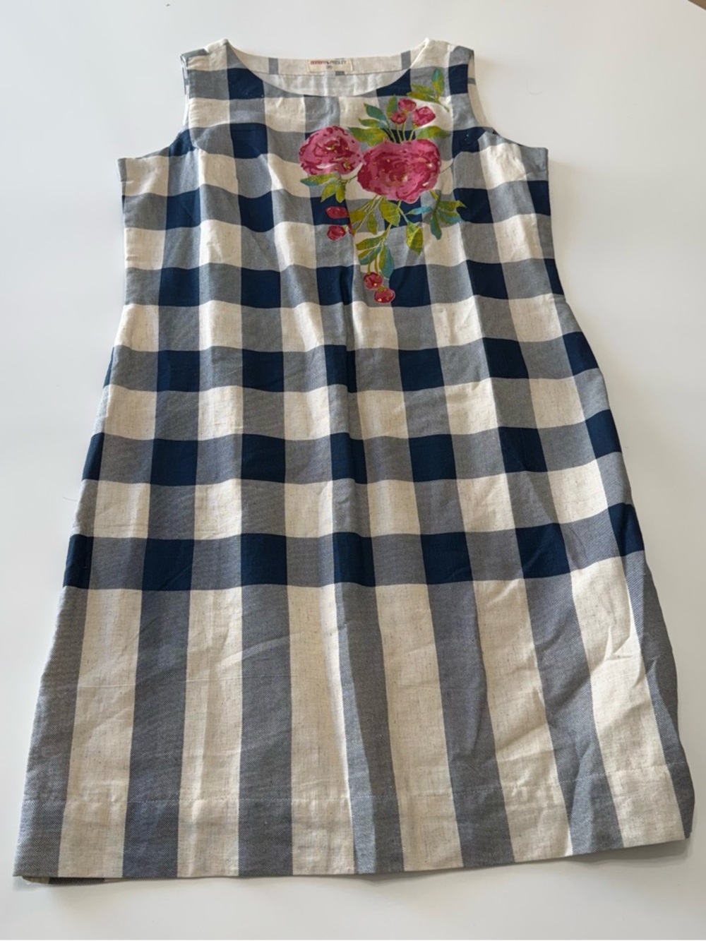 Navy and Cream Gingham Maxi Dress with Pink Floral Detail Size Medium NWOT - Picture 2 of 9